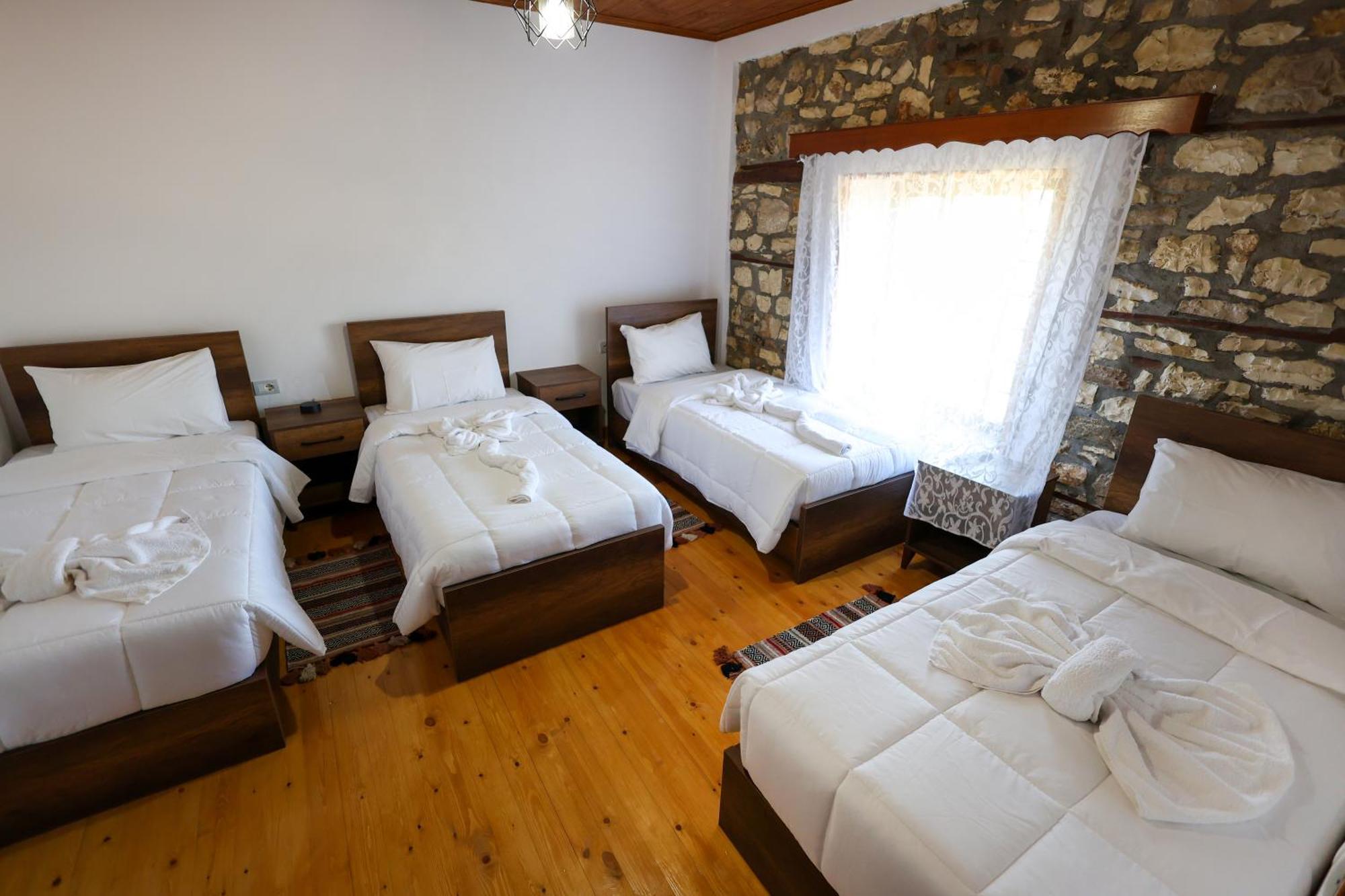 Villa Shpiragu Village Experience Berat Exterior photo