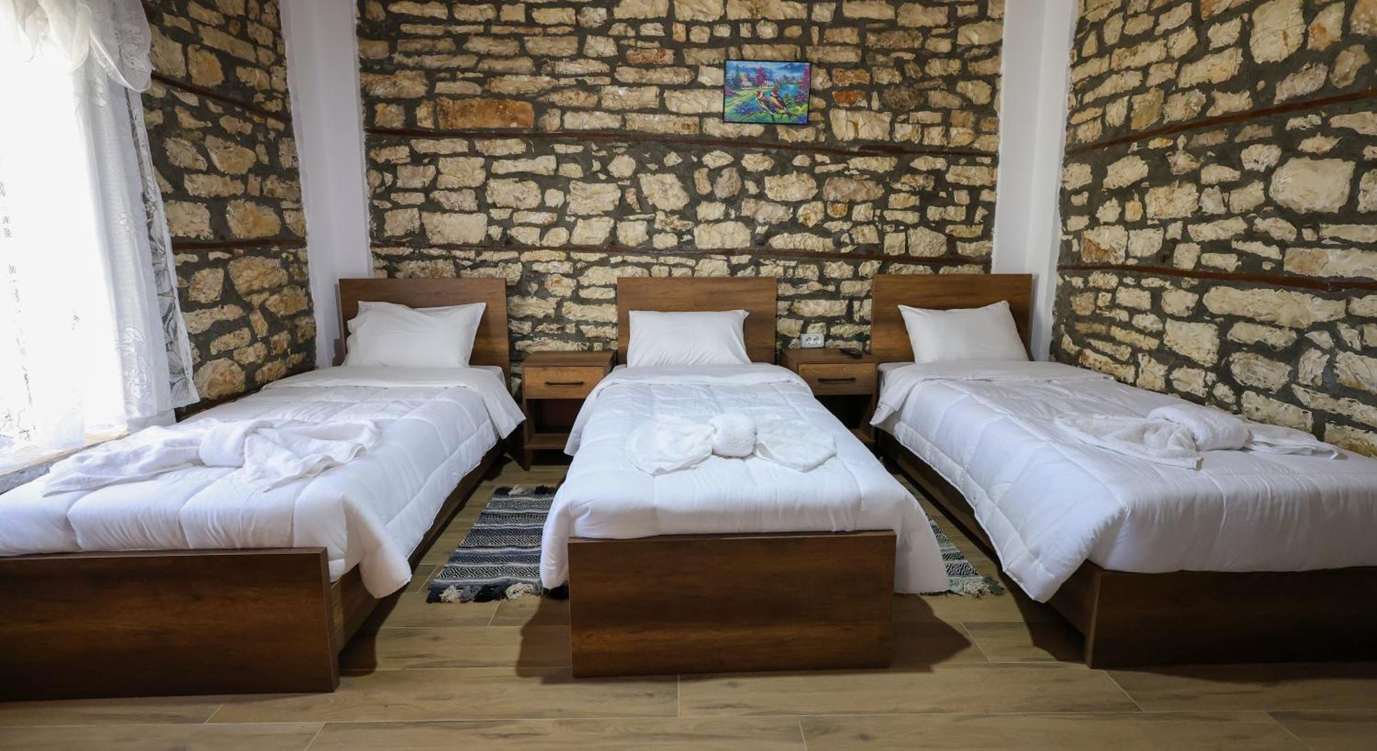 Villa Shpiragu Village Experience Berat Exterior photo
